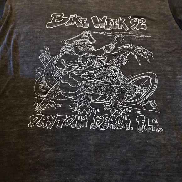 Vintage 1990 Harley Davidson T-shirt (Open To Offers)😊 - Picture 9 of 10